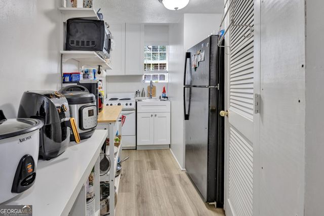 2246 Hampton Drive, Decatur, GA 30035