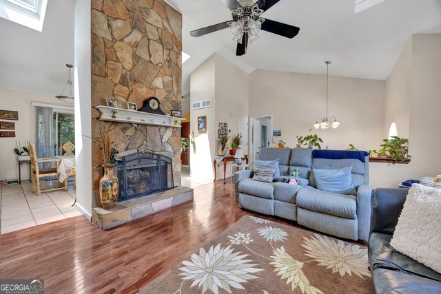 2246 Hampton Drive, Decatur, GA 30035