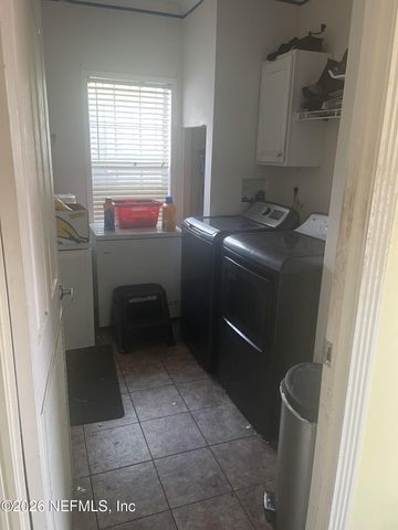 524 JILL Street, Middleburg, FL 32068