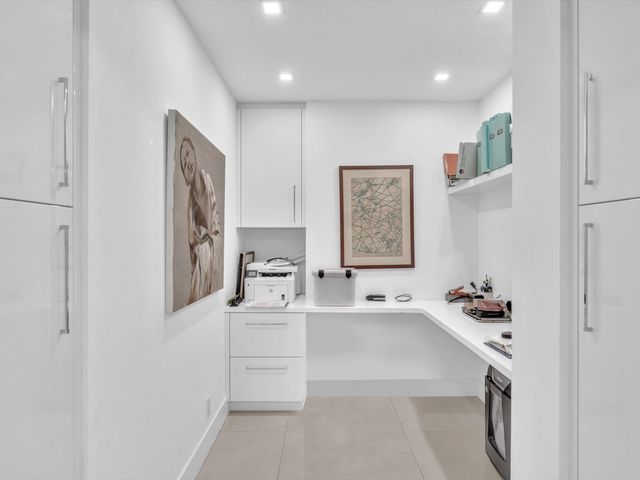 3300 S Ocean Boulevard 108S, Palm Beach, FL 33480