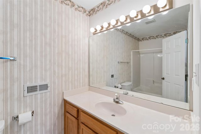 7500 Plott Road, Charlotte, NC 28215