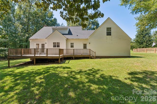7500 Plott Road, Charlotte, NC 28215