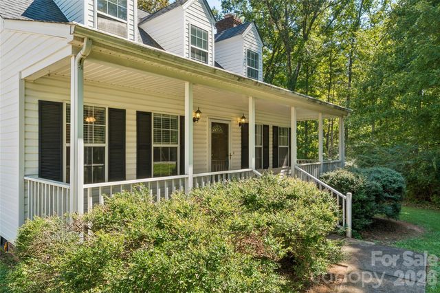 7500 Plott Road, Charlotte, NC 28215