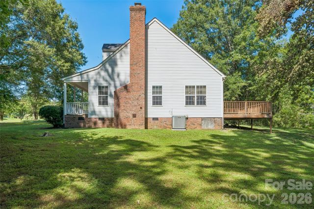 7500 Plott Road, Charlotte, NC 28215