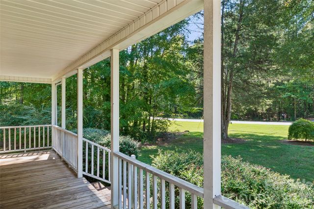7500 Plott Road, Charlotte, NC 28215