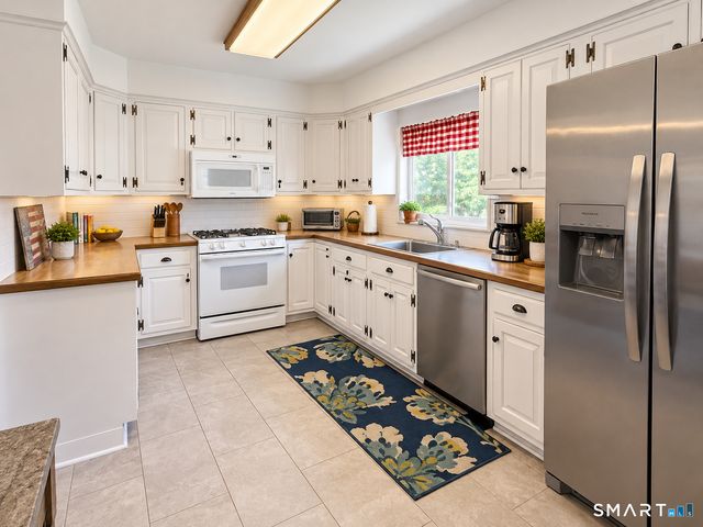 192 Birch Road, Fairfield, CT 06824