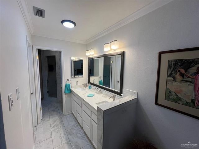 247 Rebecca Drive, Alamo, TX 78516