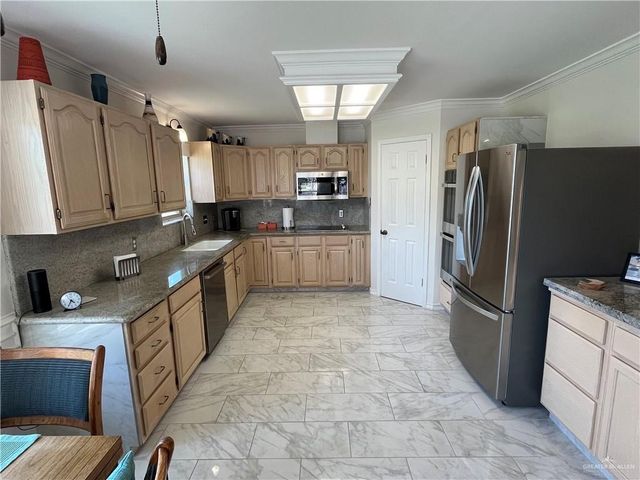 247 Rebecca Drive, Alamo, TX 78516