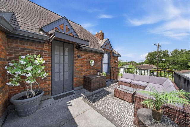 210 Coronado Street, Houston, TX 77009