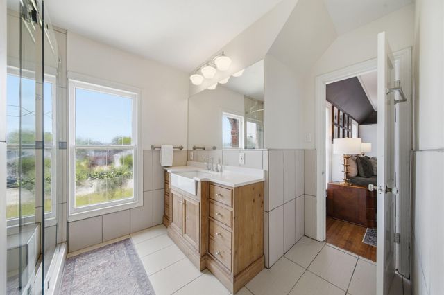 210 Coronado Street, Houston, TX 77009