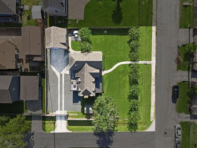 210 Coronado Street, Houston, TX 77009