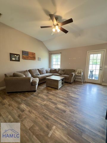 338 Mill Pond Lane SE, Ludowici, GA 31316