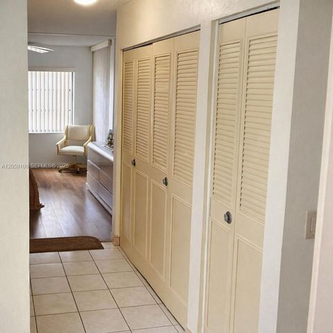 20851 San Simeon Way 202, Miami, FL 33179