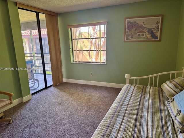 20851 San Simeon Way 202, Miami, FL 33179