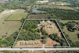 2564 SW Adams Rd, Towanda, KS 67144