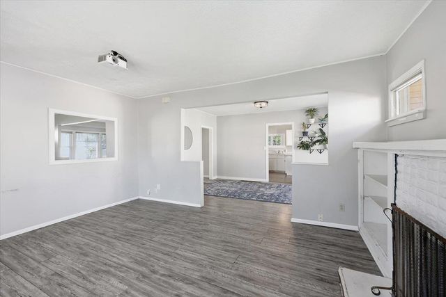 826 E 34th Ave, Spokane, WA 99203