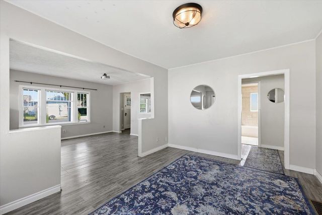 826 E 34th Ave, Spokane, WA 99203