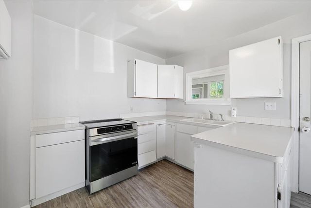 826 E 34th Ave, Spokane, WA 99203