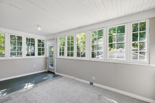 826 E 34th Ave, Spokane, WA 99203