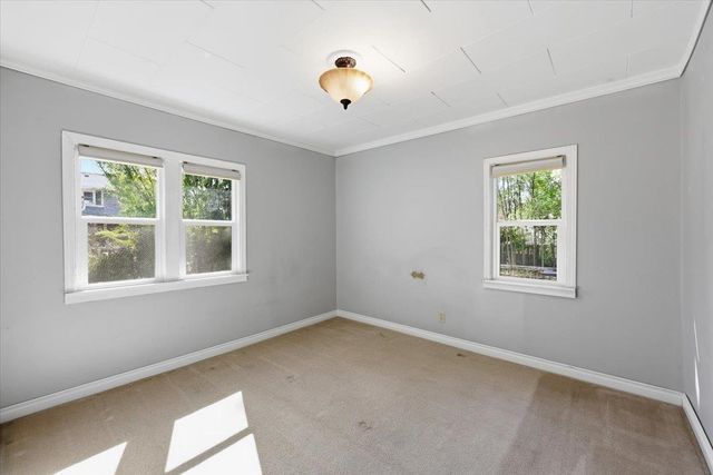 826 E 34th Ave, Spokane, WA 99203