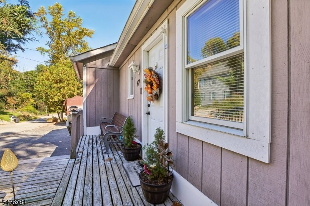 47 Jefferson Trl, Hopatcong Boro, NJ 07843 — photo 3