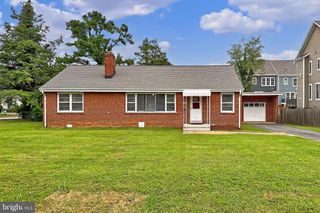10818 SECOND ST, Fairfax, VA 22030