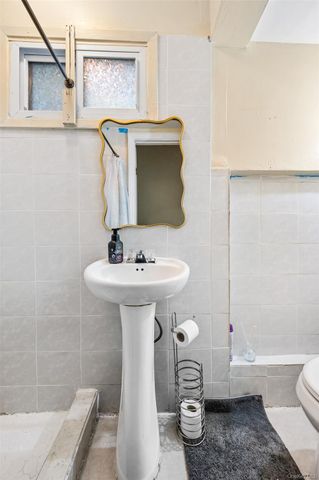 9517 125th Street, Richmond Hill S., NY 11419