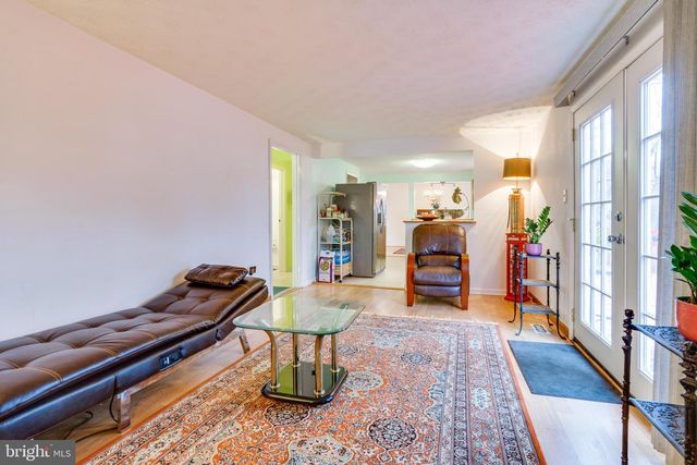 2851 EDGELEA RD, Vienna, VA 22181