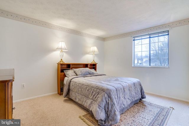 2851 EDGELEA RD, Vienna, VA 22181