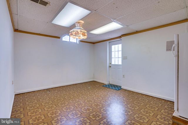 2851 EDGELEA RD, Vienna, VA 22181