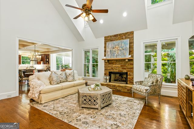 6719 Grand Marina Circle, Gainesville, GA 30506