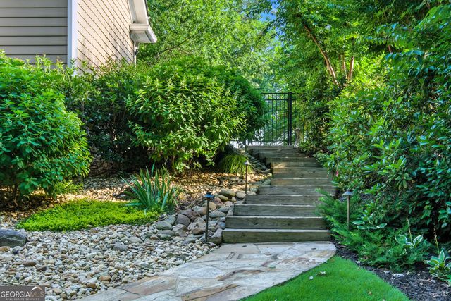 6719 Grand Marina Circle, Gainesville, GA 30506