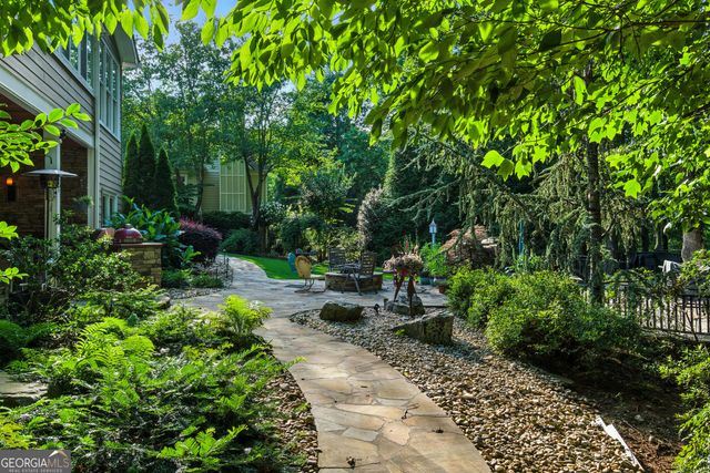 6719 Grand Marina Circle, Gainesville, GA 30506