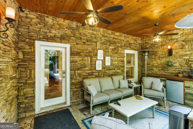 6719 Grand Marina Circle, Gainesville, GA 30506