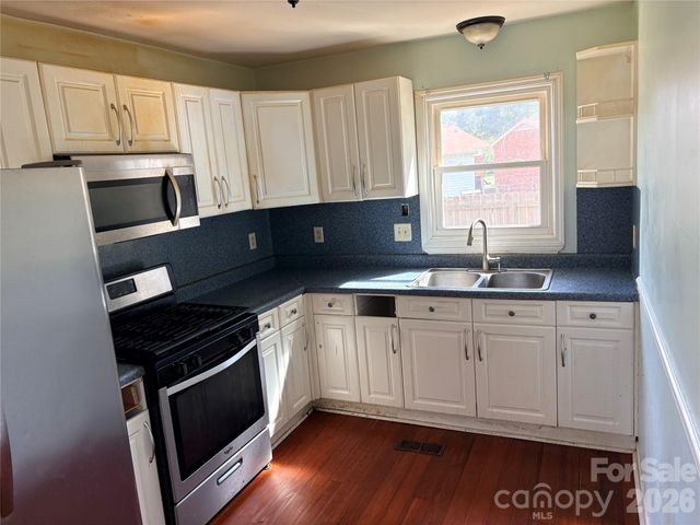 875 Rolling Green Drive, Rock Hill, SC 29730