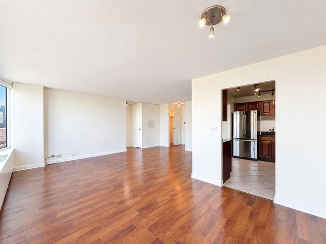 3550 N Lake Shore Drive 1806, Chicago, IL 60657