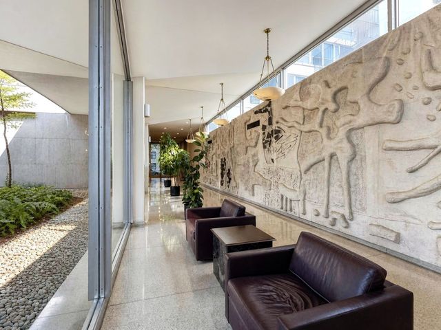 3550 N Lake Shore Drive 1806, Chicago, IL 60657