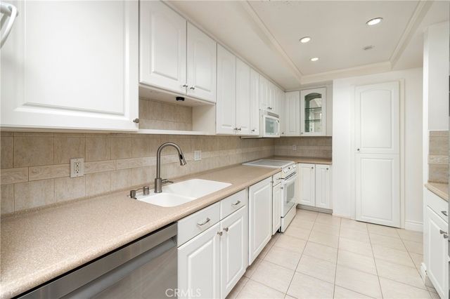 3200 La Rotonda Drive 316, Rancho Palos Verdes, CA 90275