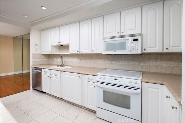 3200 La Rotonda Drive 316, Rancho Palos Verdes, CA 90275