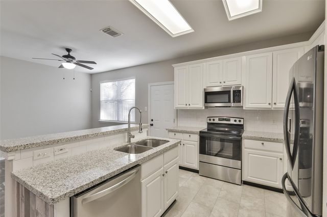 6422 Encenada Green Trail, Humble, TX 77346