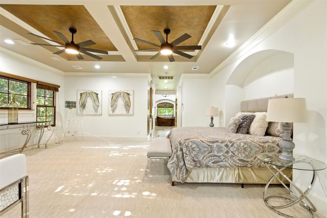 5105 Pocahontas Street, Bellaire, TX 77401
