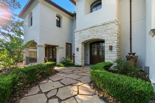 5105 Pocahontas Street, Bellaire, TX 77401