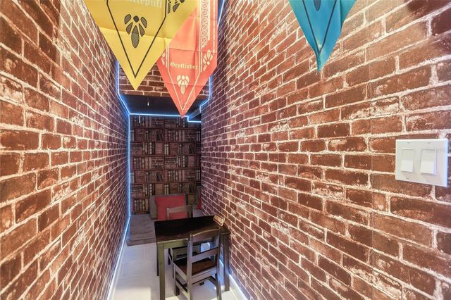 8904 TAKEAWAY WAY, Davenport, FL 33896