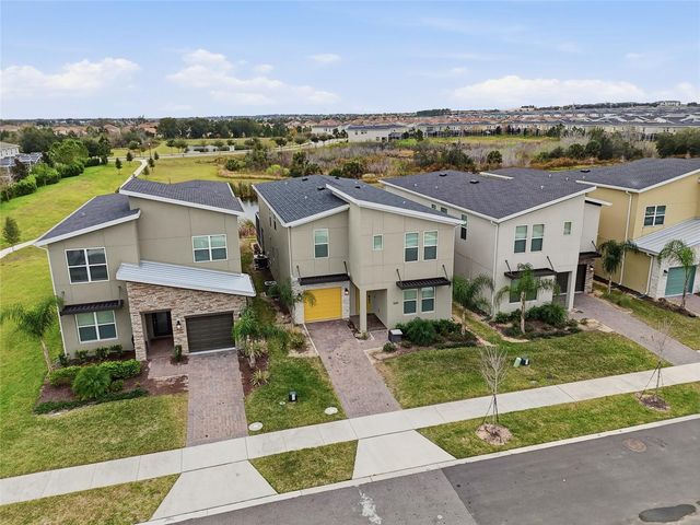 8904 TAKEAWAY WAY, Davenport, FL 33896