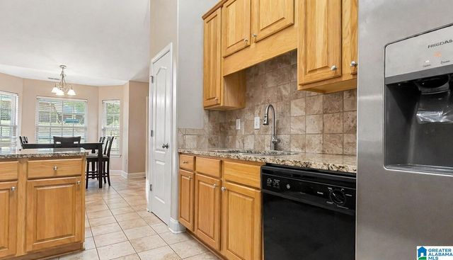 220 CEDAR MEADOW, Maylene, AL 35114