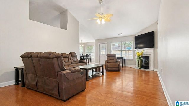 220 CEDAR MEADOW, Maylene, AL 35114