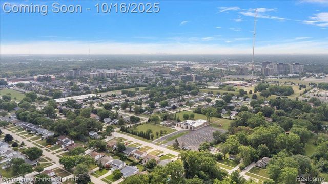 17316 Mt Vernon, Southfield, MI 48075