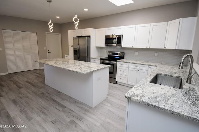 4581 N Camino Campero, Tucson, AZ 85750