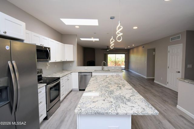 4581 N Camino Campero, Tucson, AZ 85750