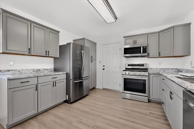 4542 Sunstone Way NE, Rio Rancho, NM 87124